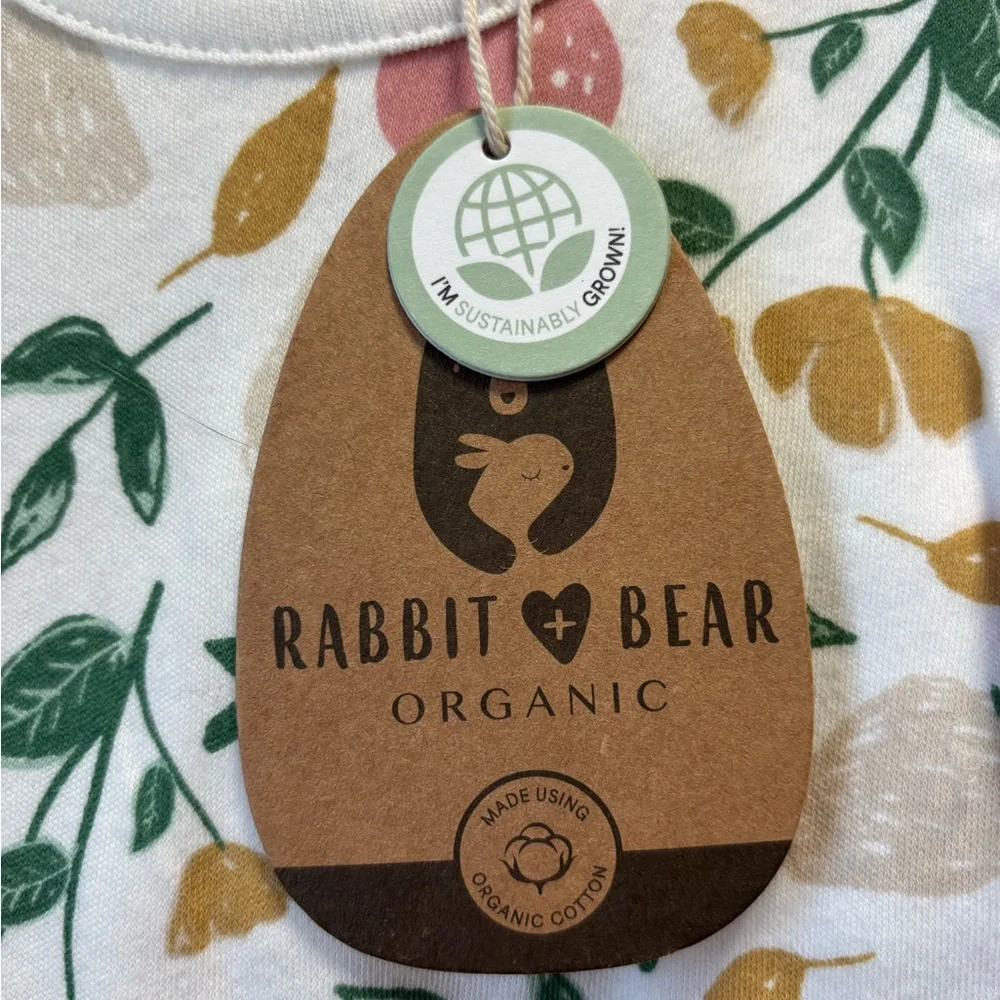 Rabbit & Bear Organic Strawberry Print Baby Set - Picture 2 of 6